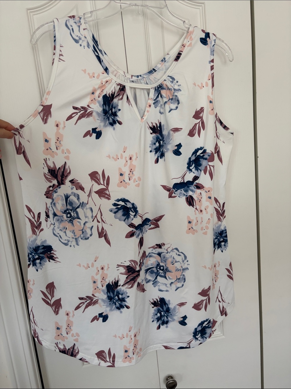 Sleeveless White Floral Keyhole Tank Top - Blue & Pink